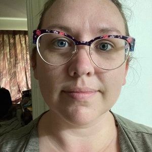 Meet your Posher, Britty